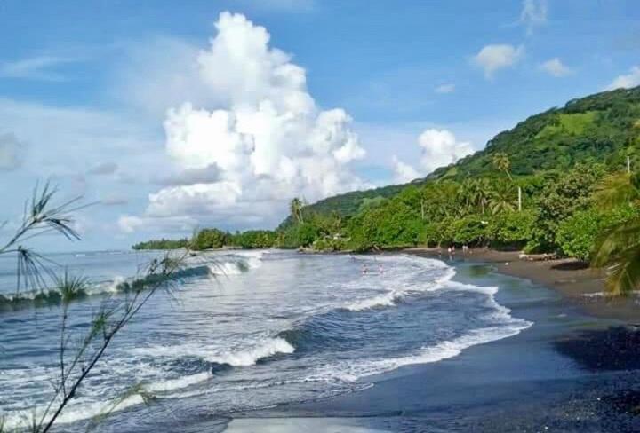 L'Auberge De Jeunesse Tahiti Iti - Beach Hostel Afaahiti Dış mekan fotoğraf